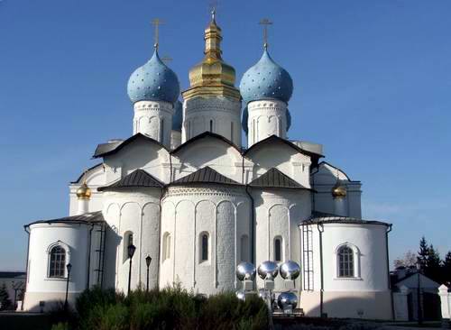 Kazan Kremlin photos - The Blagoveshenksiy Cathedral photo