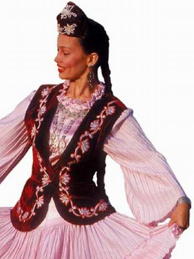 Tatar people traditional clothes 2nd photo